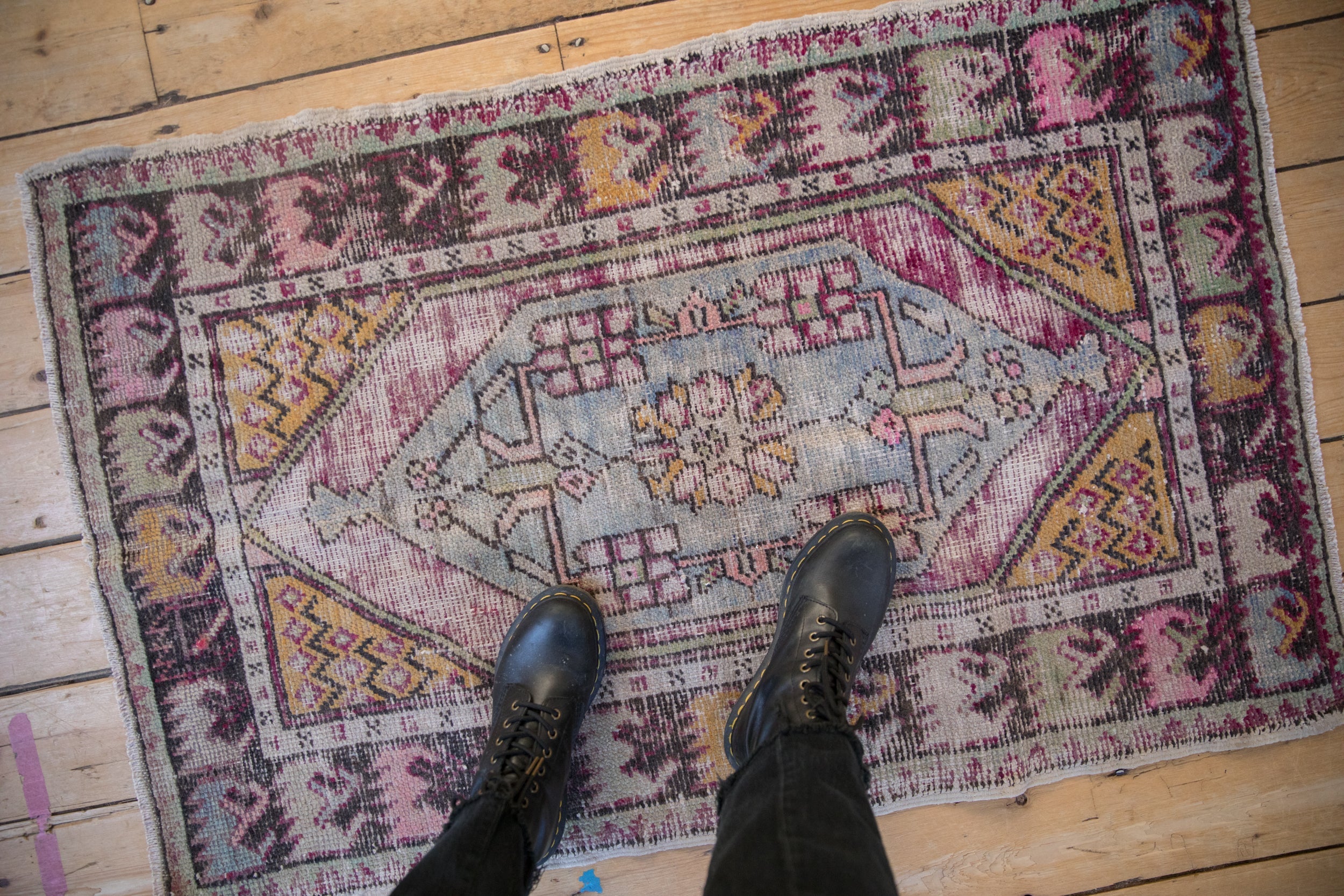 2.5x4 Vintage Distressed Oushak Rug // ONH Item 11596 Image 1