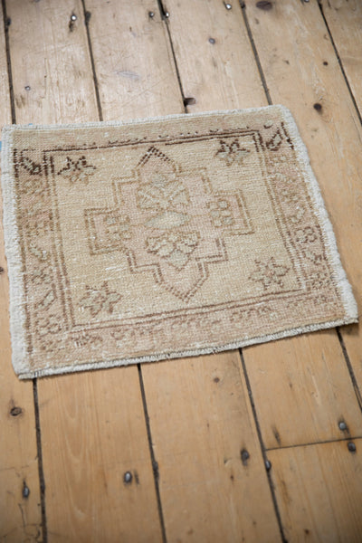 Vintage Distressed Oushak Square Rug Mat // ONH Item: 11658, Image 2