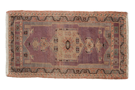 Vintage Distressed Oushak Rug Mat // ONH Item: 11671