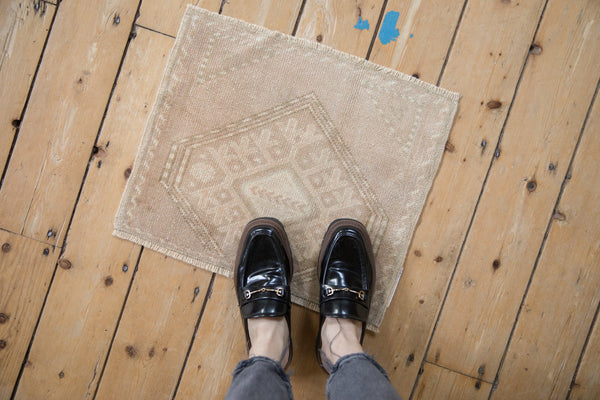 Vintage Distressed Oushak Square Rug Mat // ONH Item: 11700, Image 1