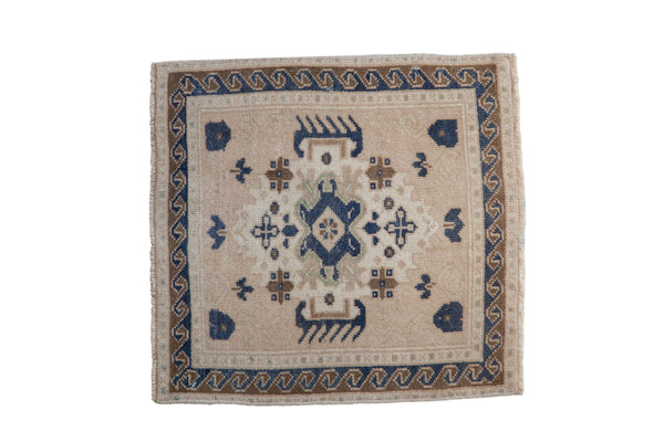 Vintage Distressed Oushak Square Rug Mat // ONH Item: 11705