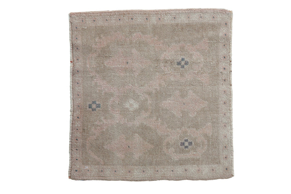 Vintage Distressed Oushak Square Rug Mat // ONH Item: 11706