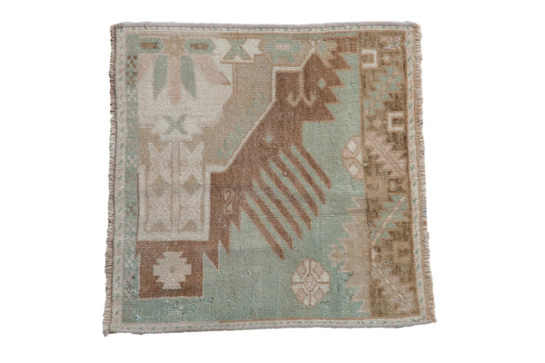 Vintage Distressed Oushak Square Rug Mat // ONH Item: 11708
