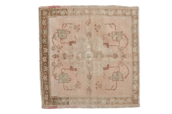 Vintage Distressed Oushak Square Rug Mat // ONH Item: 11722
