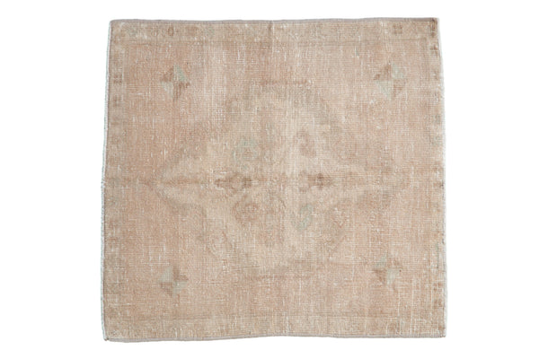 Vintage Distressed Oushak Square Rug Mat // ONH Item: 11725