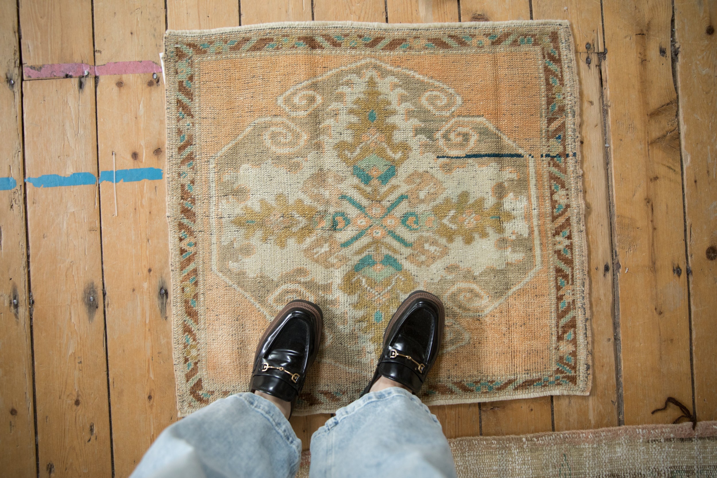 Vintage Distressed Oushak Square Rug Mat // ONH Item: 11730, Image 1