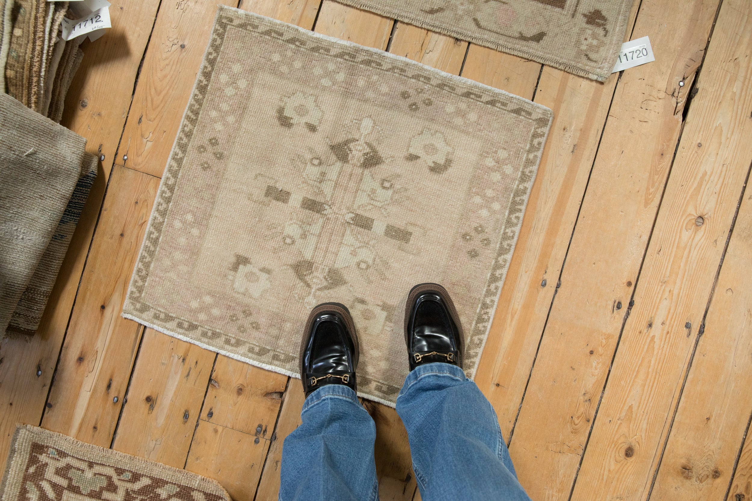 Vintage Distressed Oushak Square Rug Mat // ONH Item: 11736, Image 1