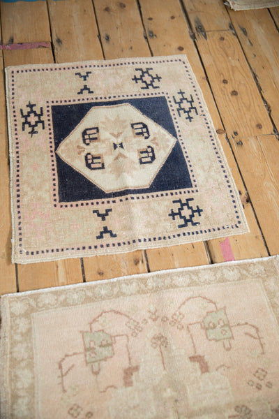 Vintage Distressed Oushak Square Rug Mat // ONH Item: 11738, Image 3