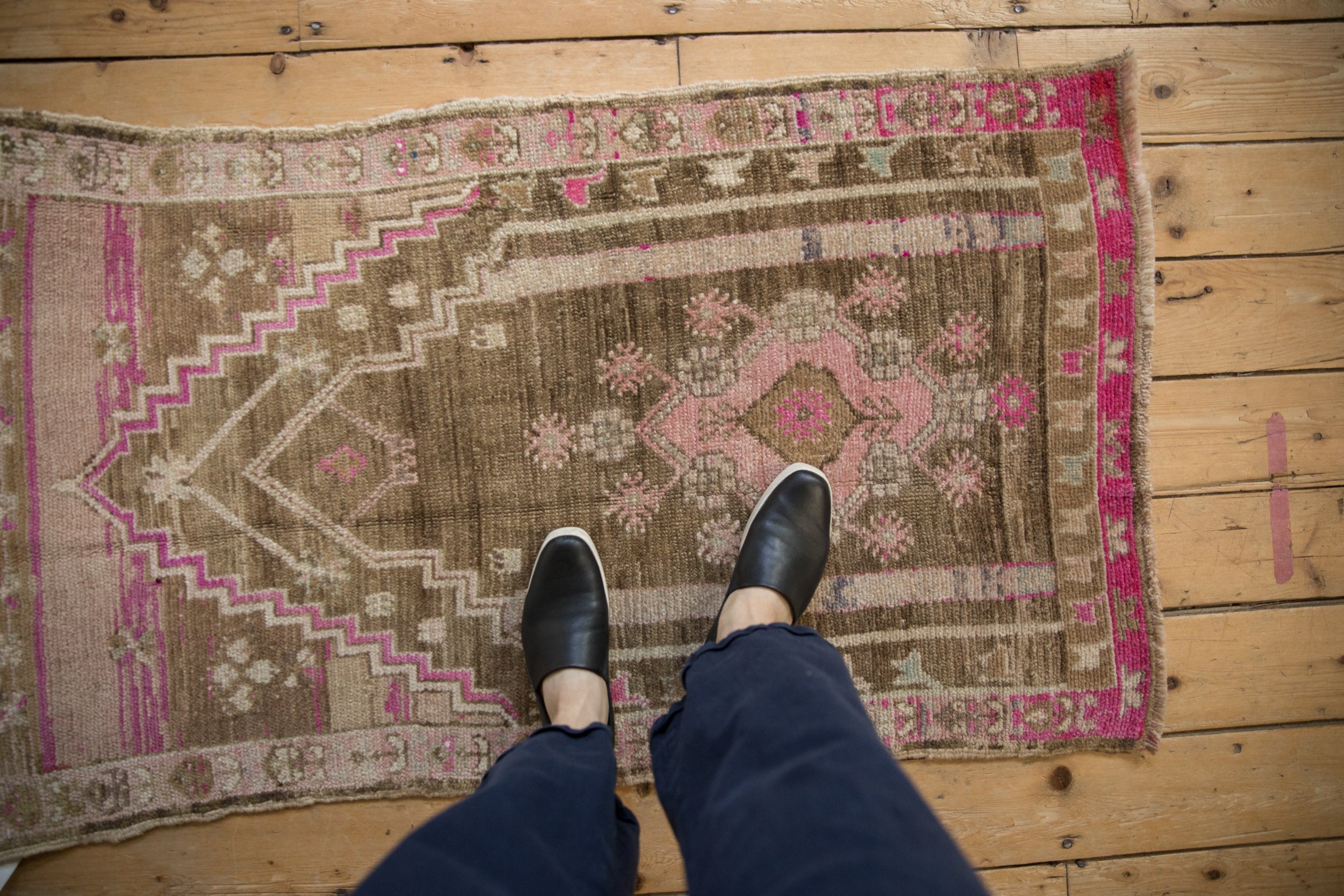 Vintage Distressed Oushak Rug // ONH Item: 11744, Image 1
