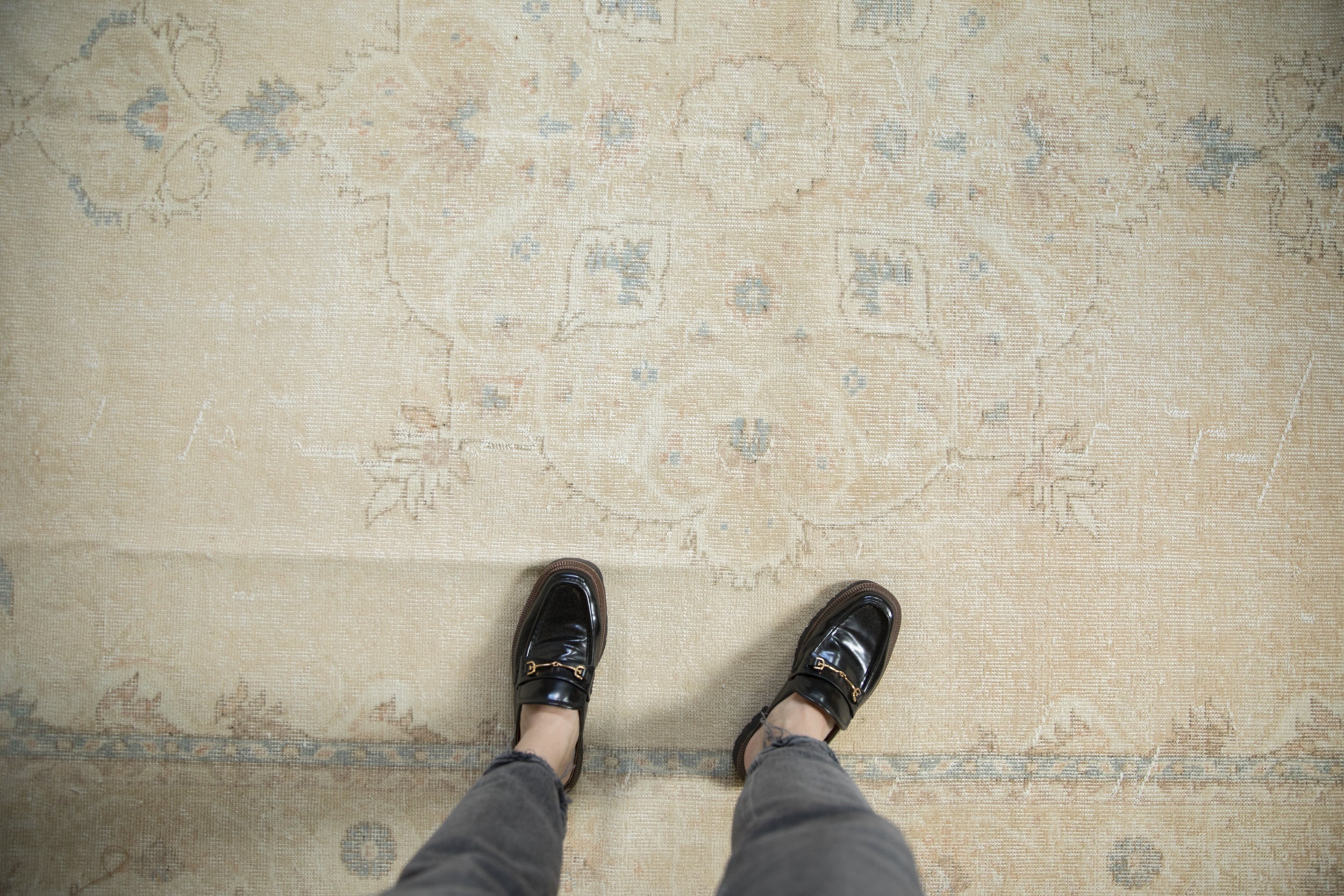 Vintage Distressed Sparta Carpet // ONH Item: 11751, Image 1