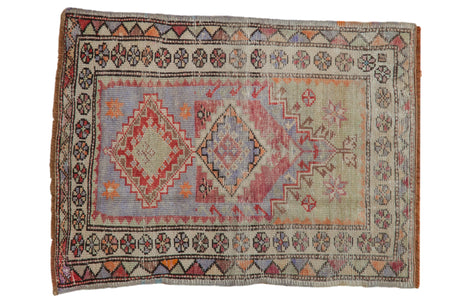 Vintage Distressed Oushak Rug Mat // ONH Item: 11753