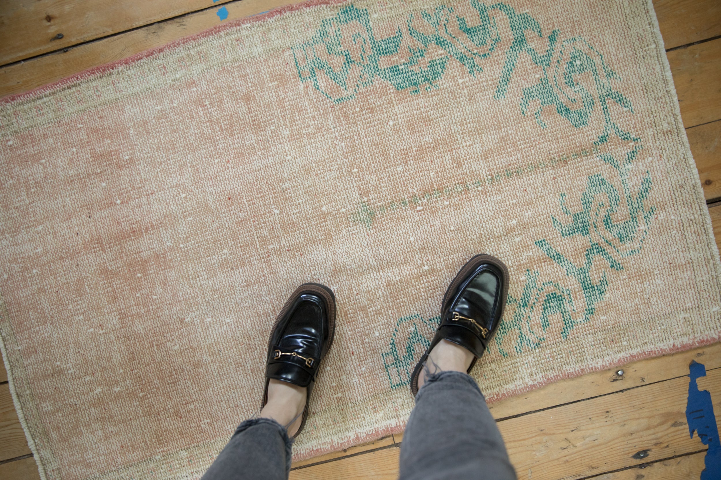 Vintage Distressed Oushak Rug // ONH Item: 11756, Image 1