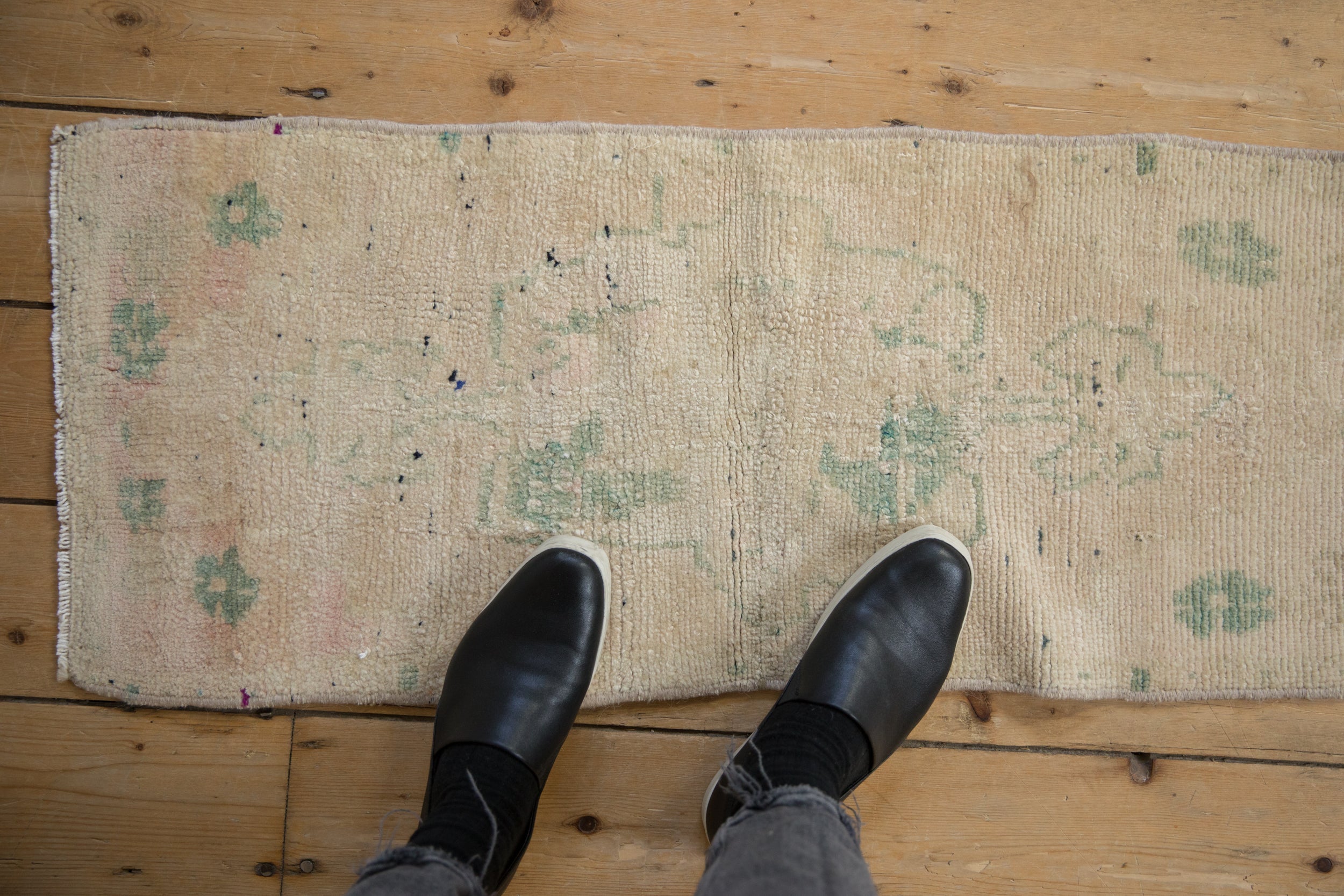 Vintage Distressed Oushak Rug Mat // ONH Item: 11787, Image 1