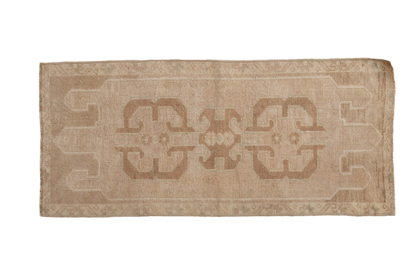 Vintage Distressed Oushak Rug Mat Runner // ONH Item: 11795