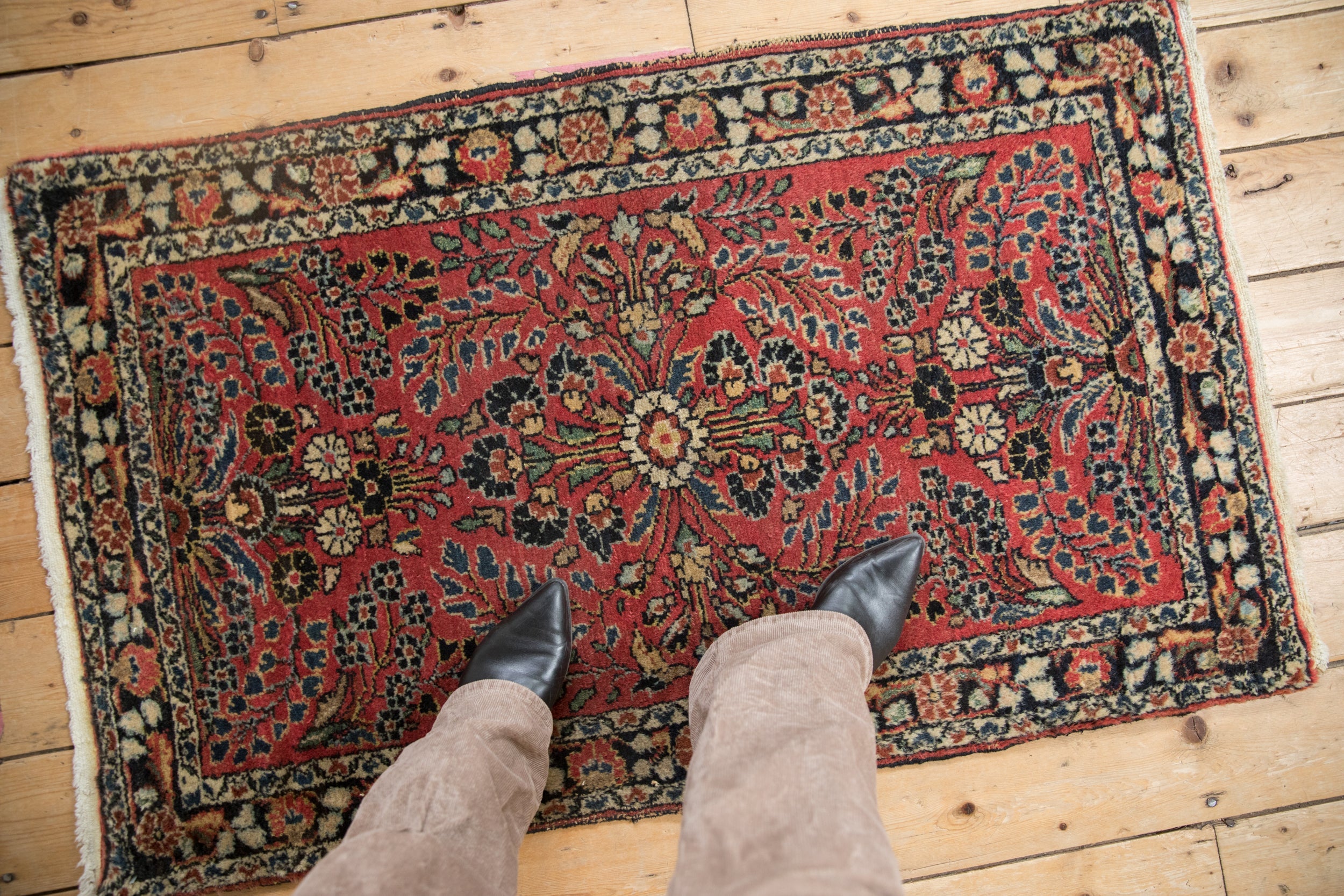 2.5x4.5 Vintage Dargezine Rug // ONH Item 11835 Image 1