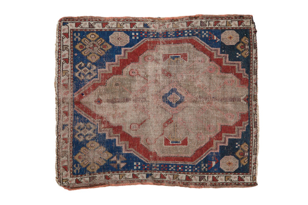 3x3 Antique Caucasian Square Rug // ONH Item 11983
