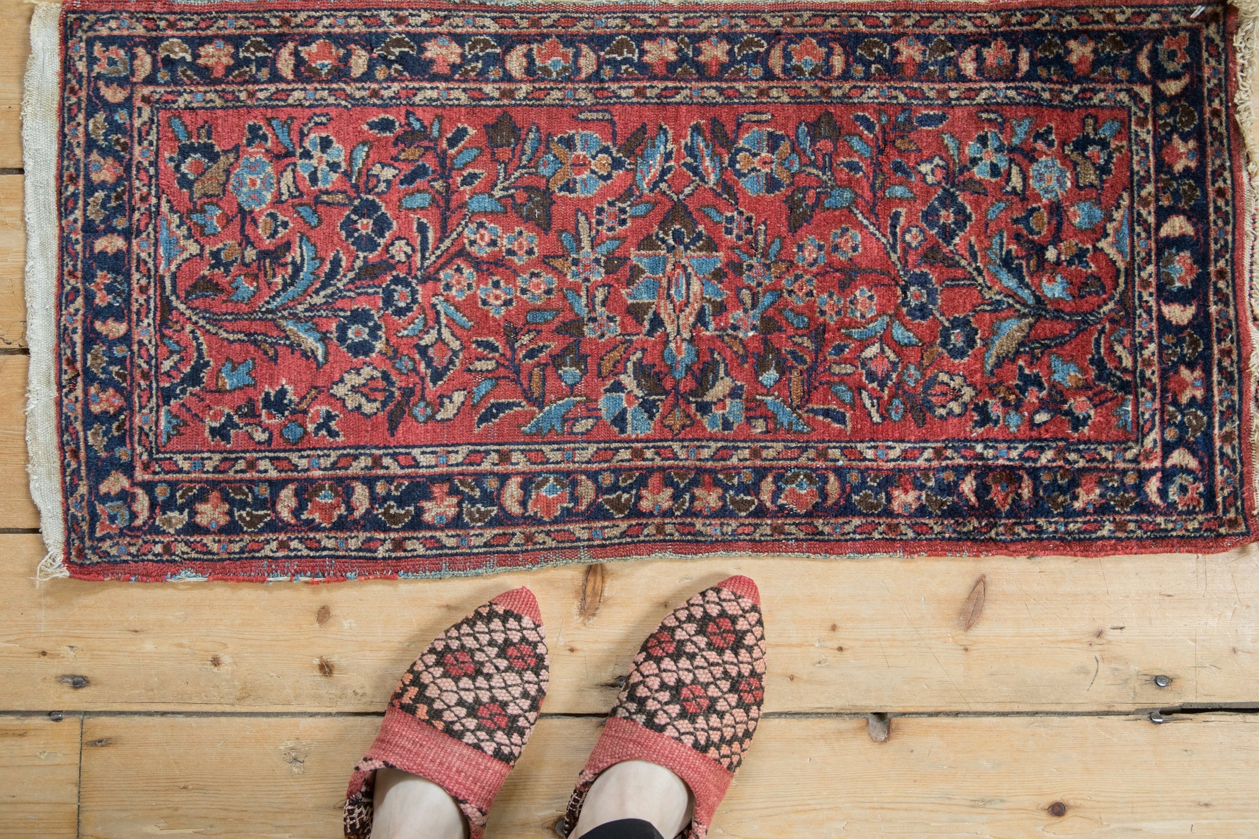 1.5x3 Vintage Fine Lilihan Rug Mat // ONH Item 11990 Image 1