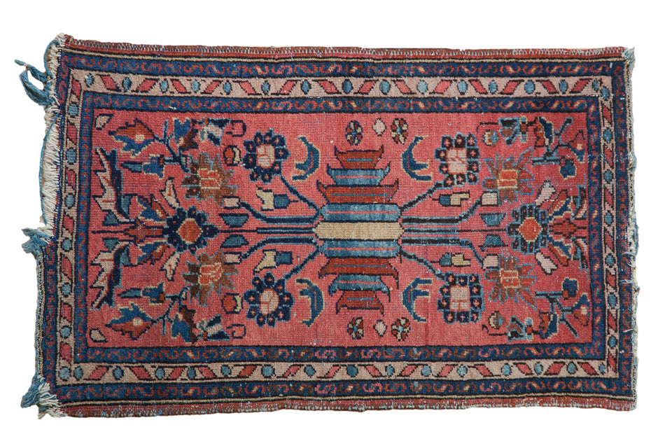 2.5x4 Ft Handmade Vintage Turkish Floral Pattern Wool Accent Rug, Circa  1960 For Sale at 1stDibs