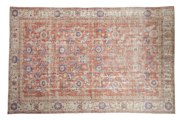 Vintage Distressed Sparta Carpet // ONH Item: 12100
