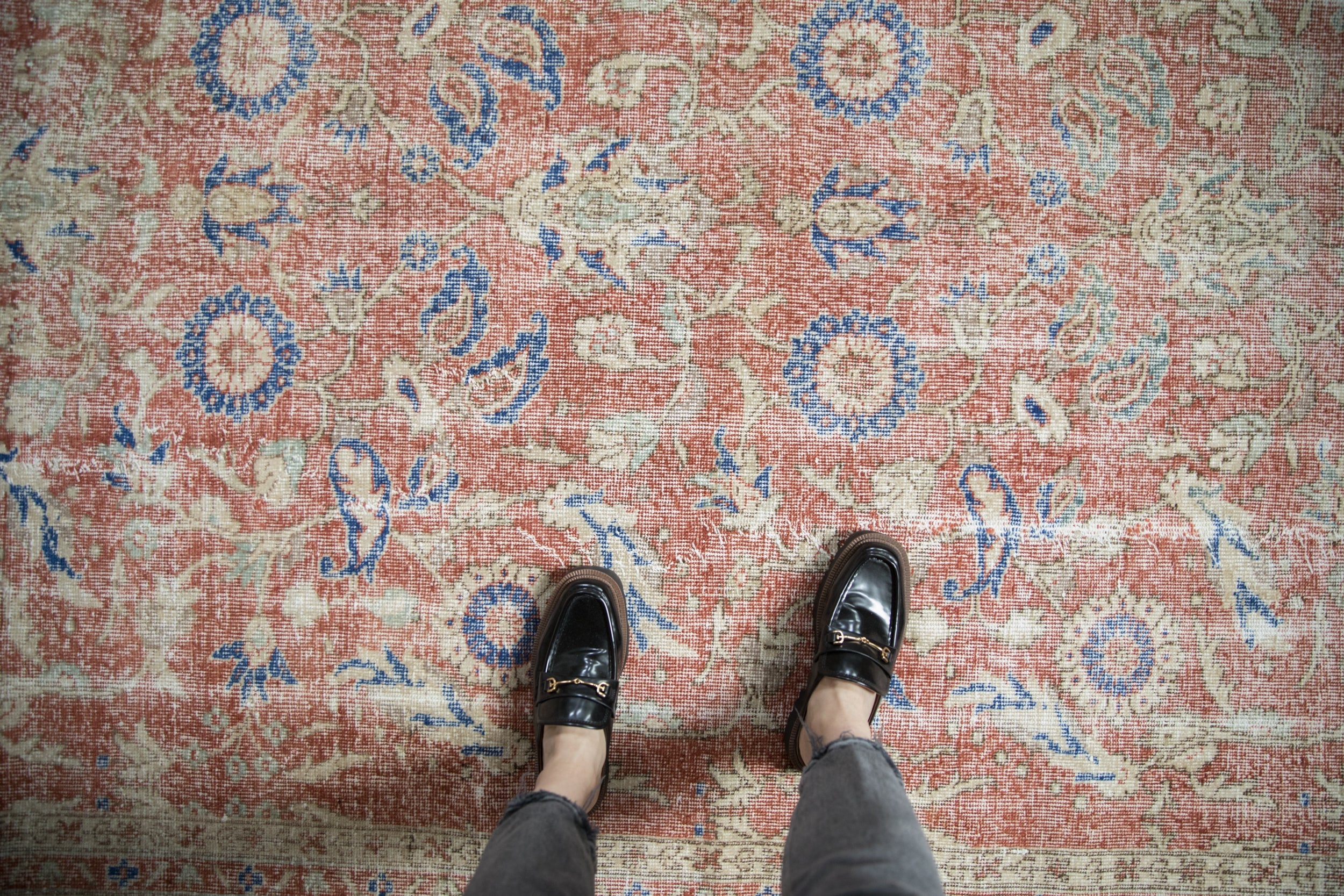 Vintage Distressed Sparta Carpet // ONH Item: 12100, Image 1