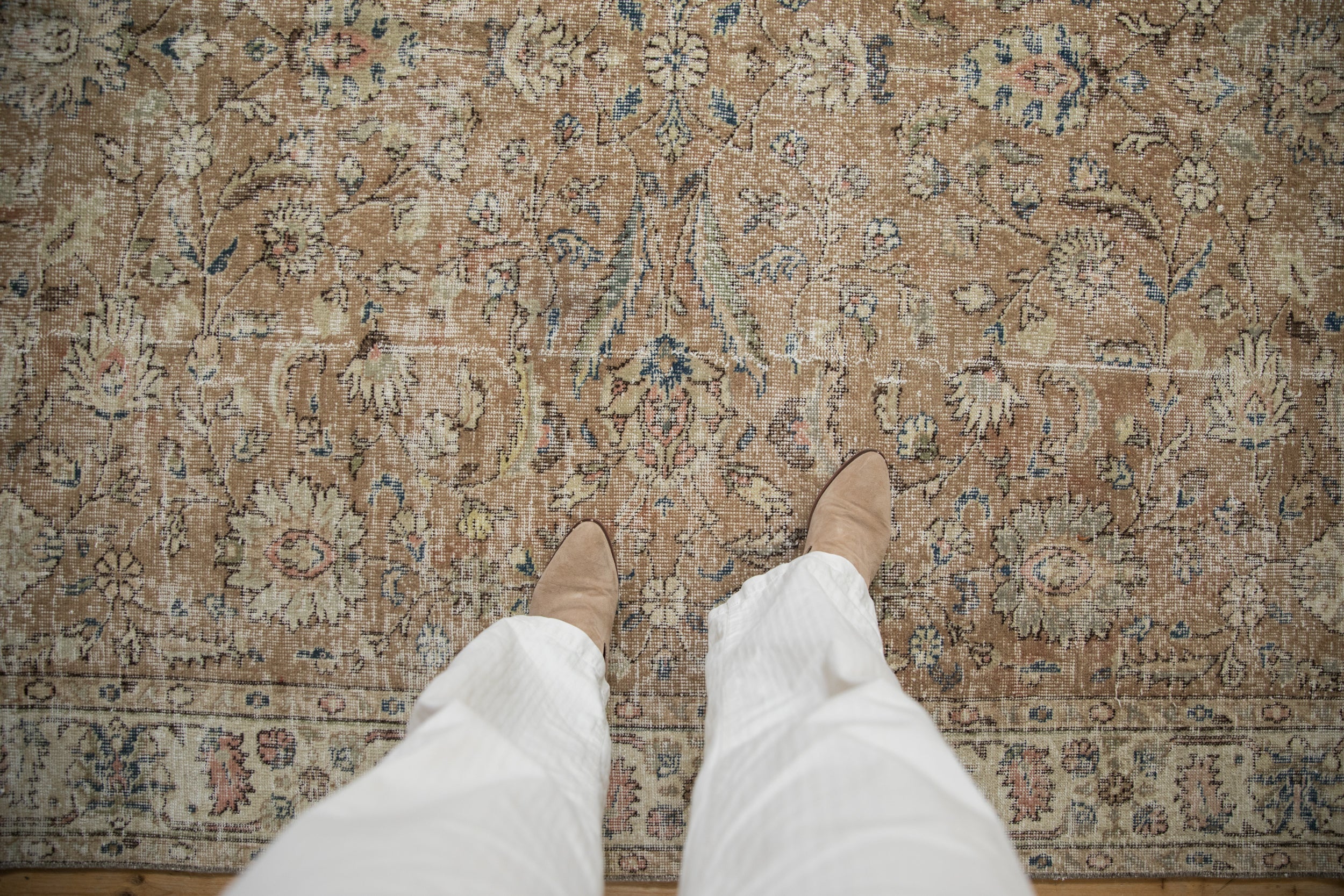 Vintage Distressed Sparta Carpet // ONH Item: 12120, Image 1