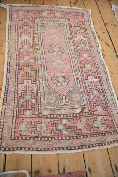 Vintage Distressed Oushak Rug // ONH Item: 12134, Image 3
