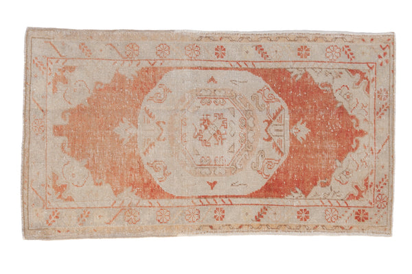 Vintage Distressed Oushak Rug // ONH Item: 12164