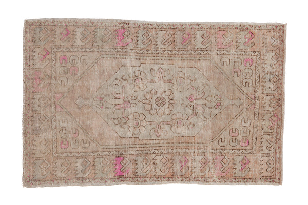 Vintage Distressed Oushak Rug // ONH Item: 12176