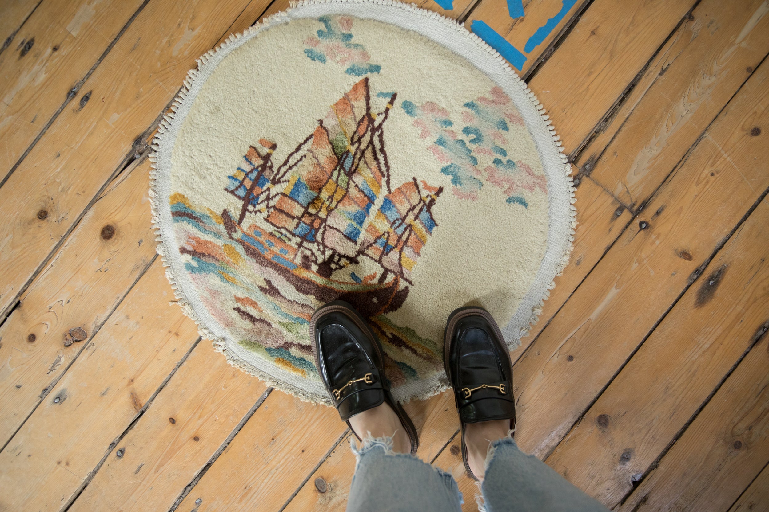 Vintage Art Deco Round Rug Mat // ONH Item: 12194, Image 1