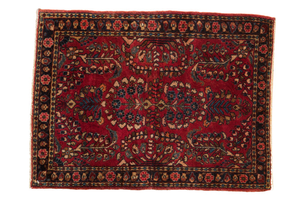 Vintage Fragment Sarouk Rug Mat // ONH Item: 12228