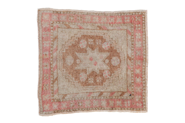 Vintage Distressed Oushak Square Rug Mat // ONH Item: 12234