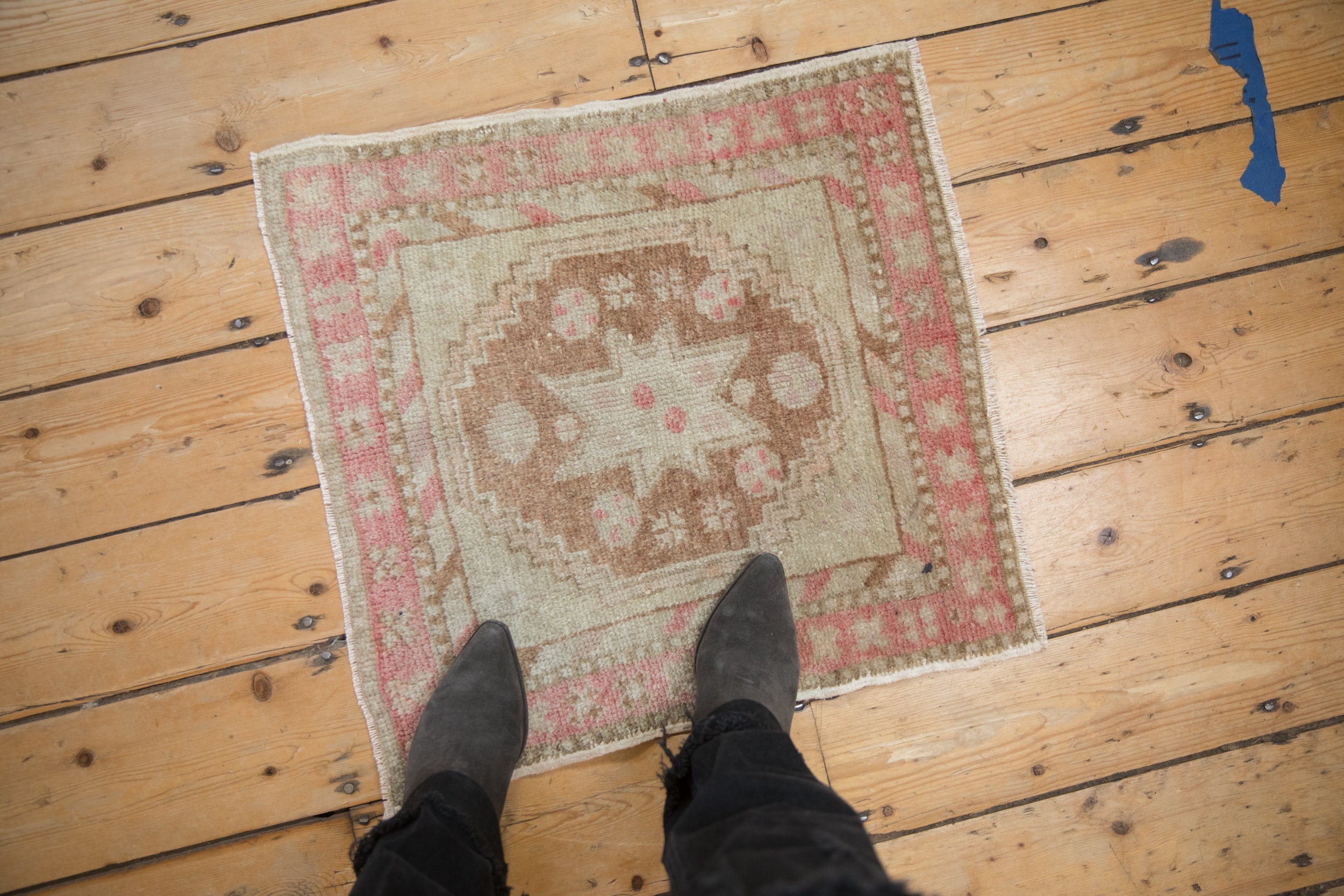 Vintage Distressed Oushak Square Rug Mat // ONH Item: 12234, Image 1
