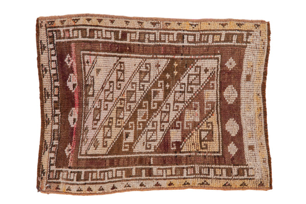 Vintage Distressed Kars Square Rug Mat // ONH Item: 12243