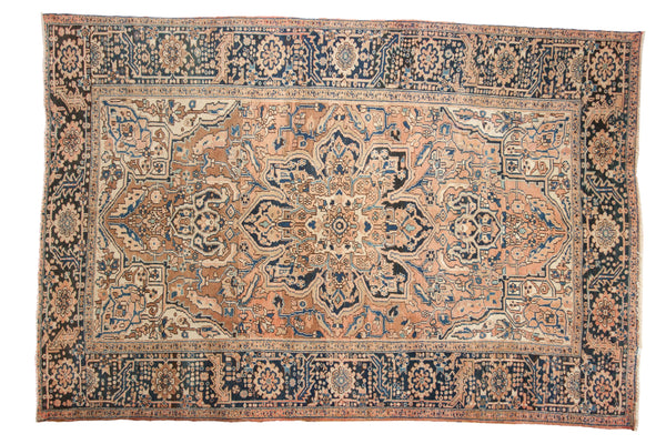 Vintage Distressed Heriz Carpet // ONH Item: 12256