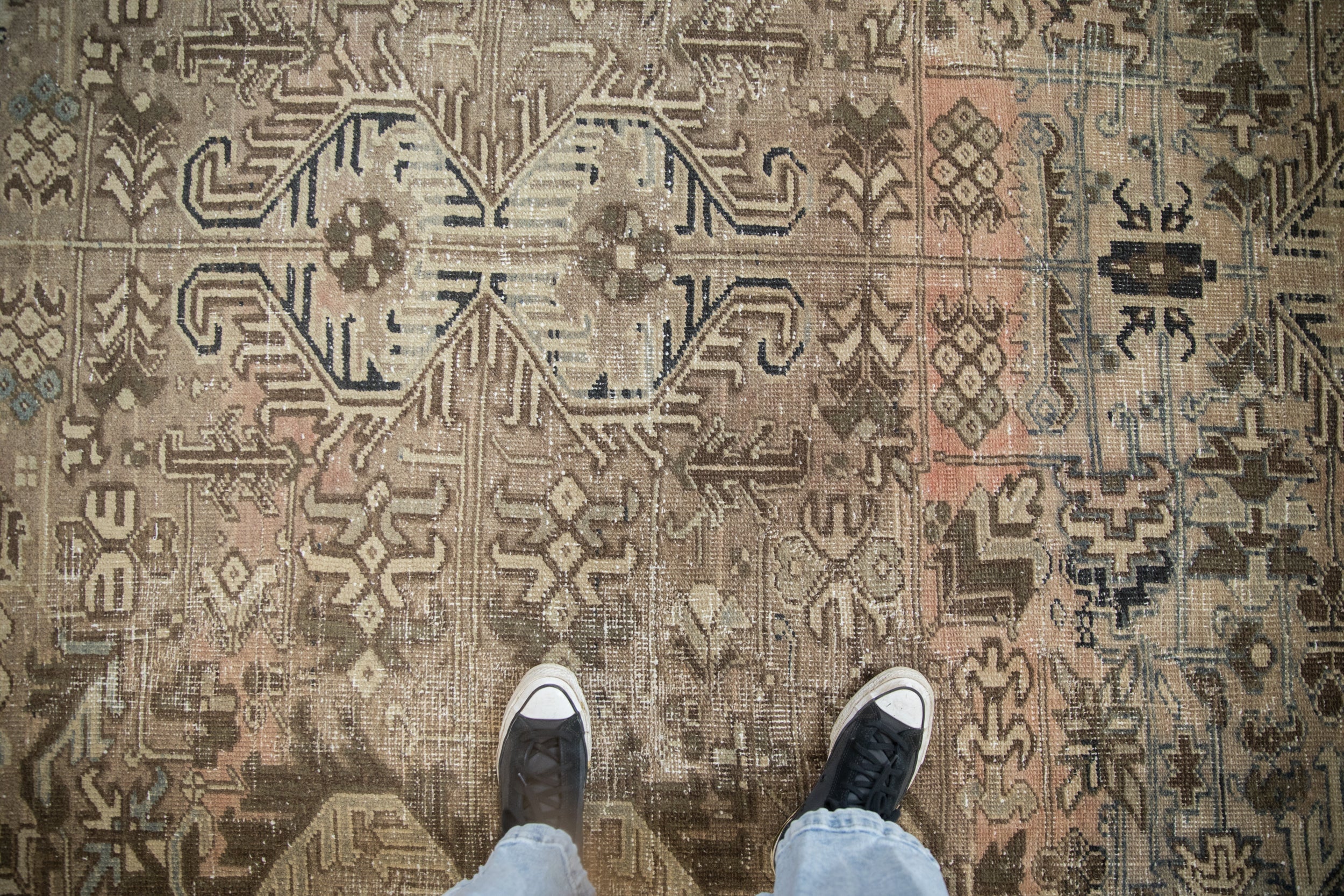 Vintage Distressed Heriz Carpet // ONH Item: 12289, Image 1