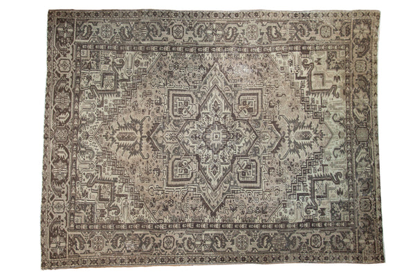 Vintage Distressed Mehrivan Square Carpet // ONH Item: 12290