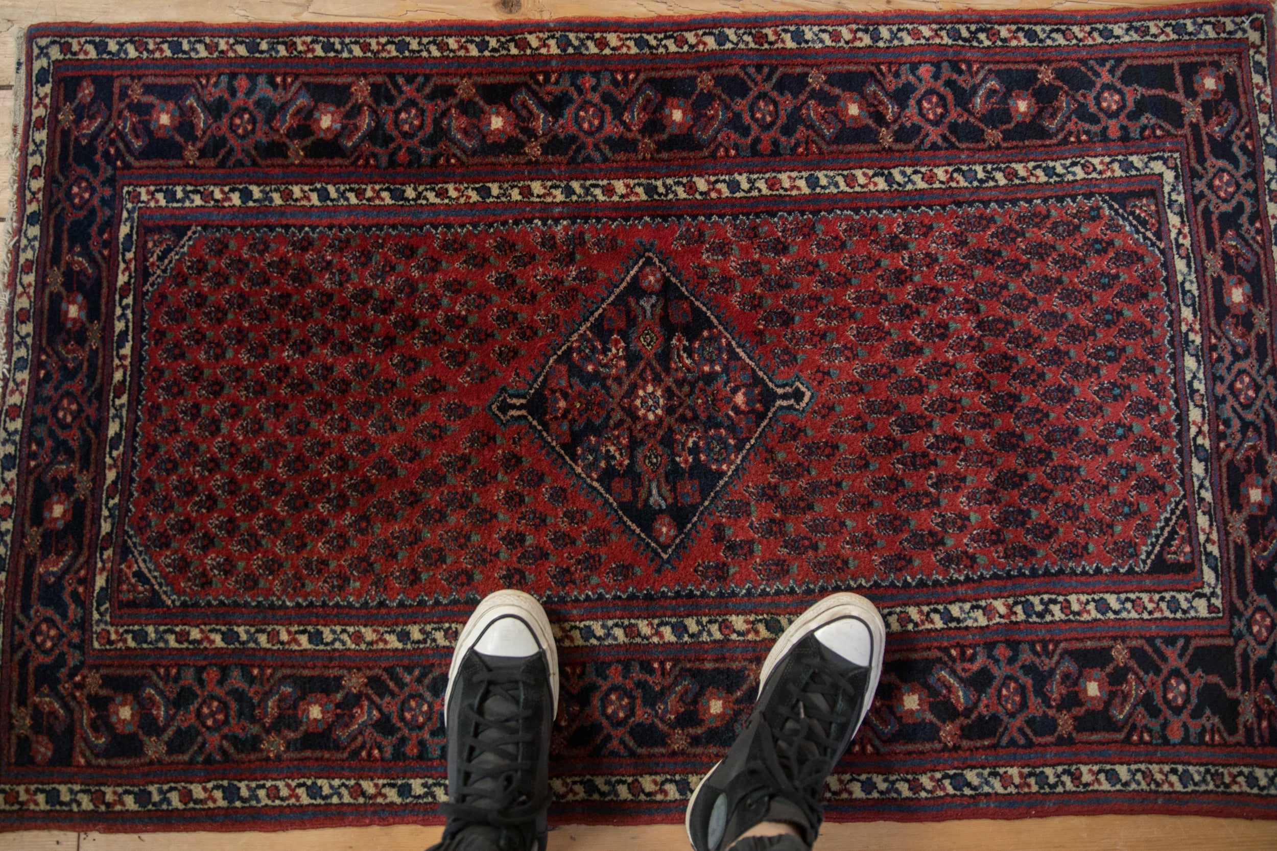 Vintage Fine Engelas Rug // ONH Item: 12328, Image 1