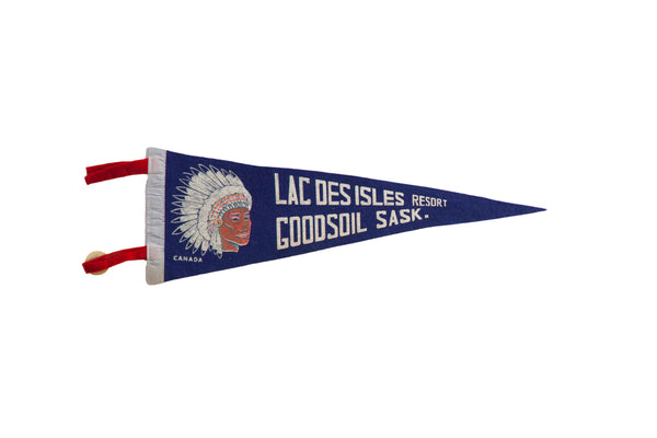 Vintage Lac Des Isles Resort Goodsoil Saskatchewan Canada Felt Flag Pennant // ONH Item: 12373