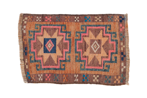 Vintage Distressed Kars Square Rug Mat // ONH Item: 12467