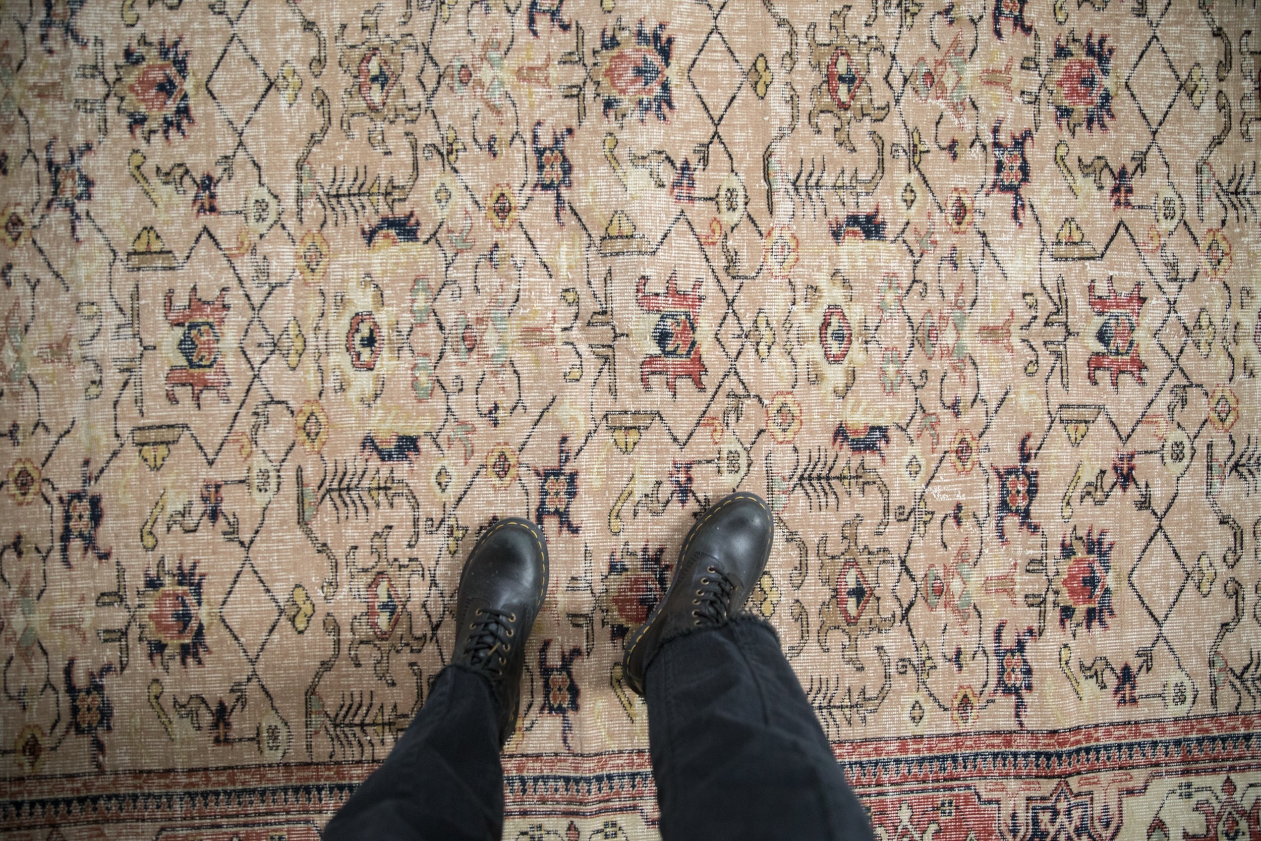 Vintage Distressed Sparta Carpet // ONH Item: 12484, Image 1
