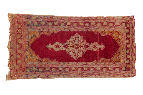 Vintage Anatolian Rug Mat // ONH Item: 12499