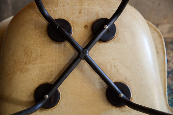 Eames Venice Label Parchment Chair // ONH Item 1251 Image 5