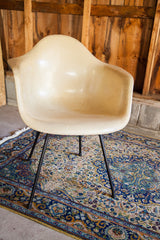 Eames Venice Label Parchment Chair // ONH Item 1251 Image 8