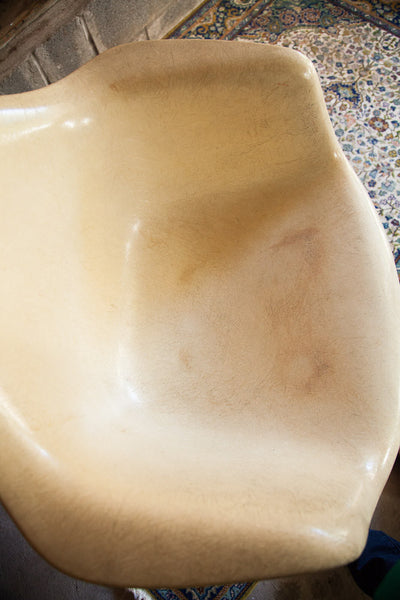 Eames Venice Label Parchment Chair // ONH Item 1251 Image 10