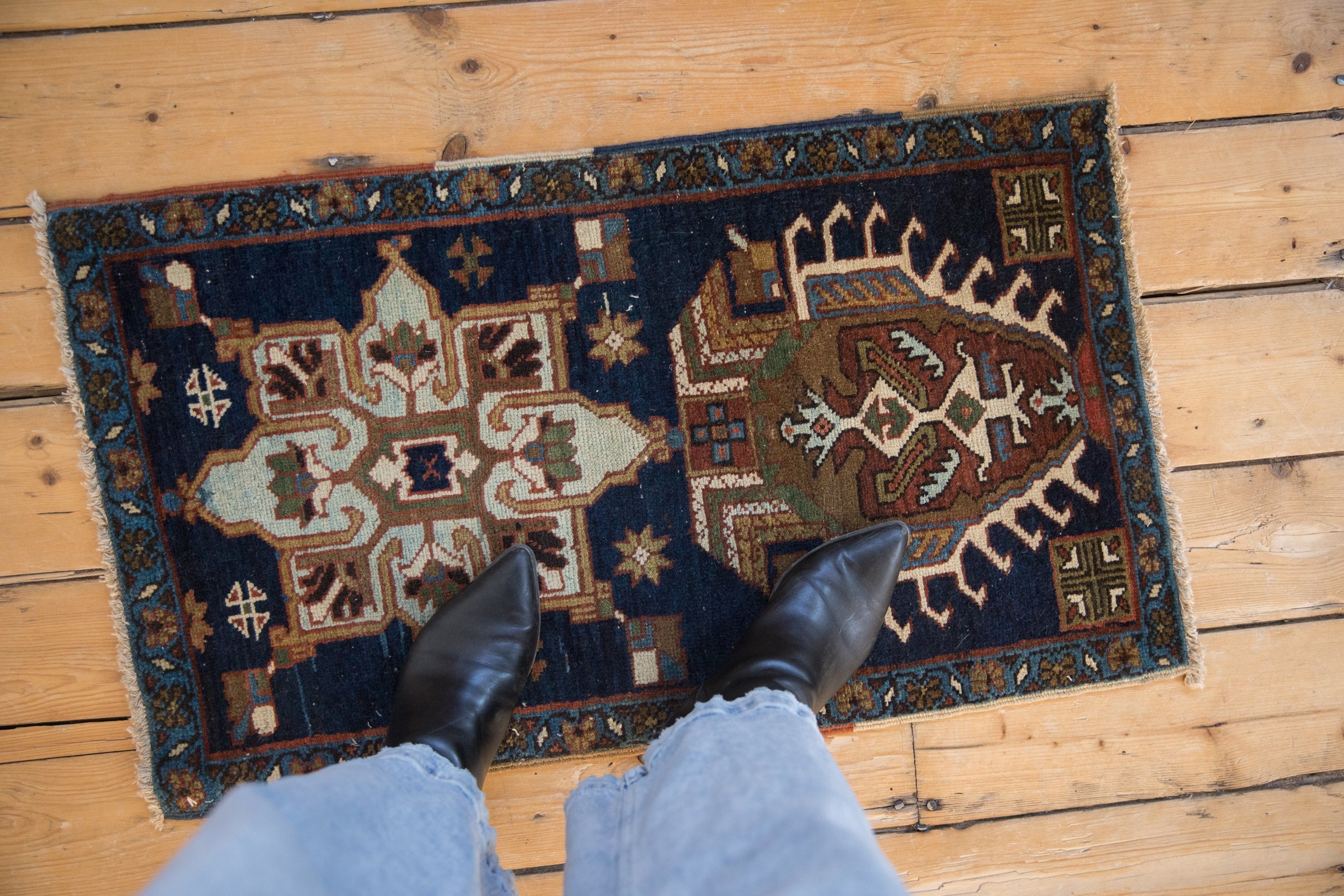 Vintage Fragment Heriz Rug Mat // ONH Item: 12526, Image 1
