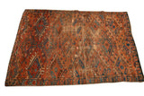 Unique repeating guls with oversize hooks and distinct blue and brick red hues.