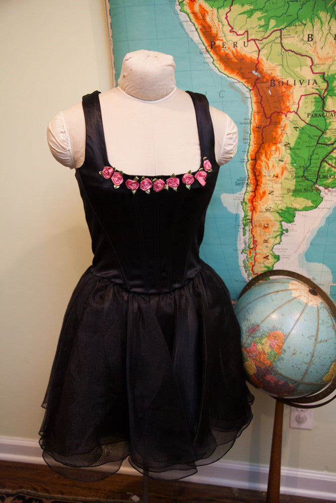 Vintage Betsey Johnson Little Black Dress with Flowers // Size S - M // Goth Feminine Punk // ONH Item 1509
