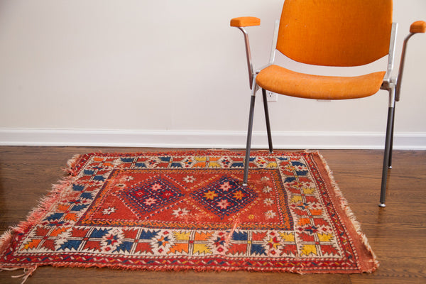 3x4 Bright Cheerful Turkish Rug // ONH Item 1515