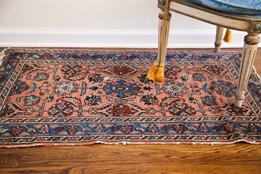 Vintage Lilihan Rug 2'6
