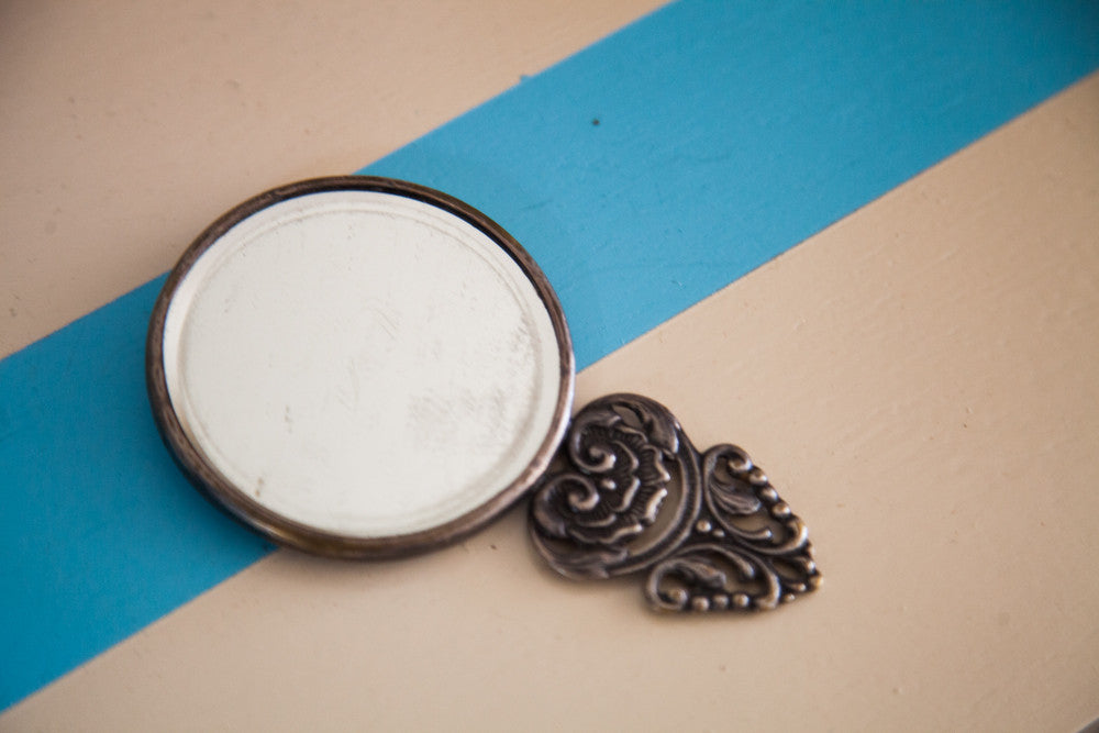 Vintage Handheld Beveled Glass Mirror // ONH Item 1547 Image 1